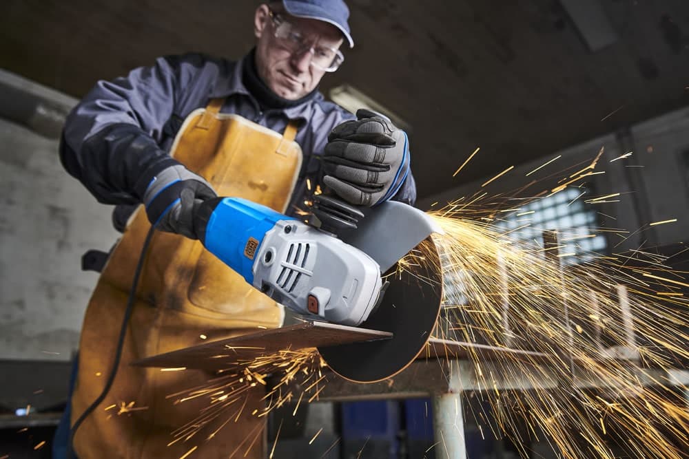 NAREX launched cooperation with Skladon. Moves its products to Skladon’s distribution center